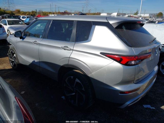 2022 MITSUBISHI OUTLANDER JA4J4UA86NZ046935 Photo 2