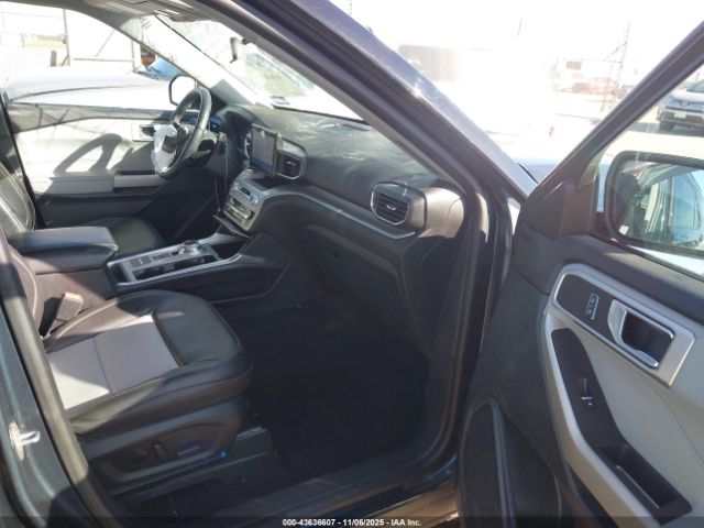 2023 FORD EXPLORER 1FMSK7DH5PGB89415 Photo 4