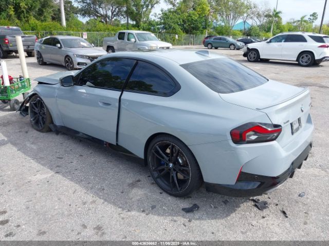 2022 BMW M240 3MW53CM0XN8C63714 Photo 2