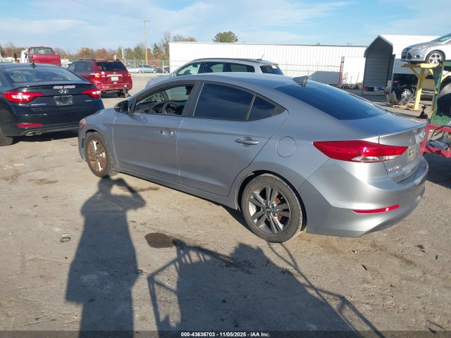 43636703 :رقم المزاد ، 5NPD84LF4HH065160 vin ، 2017 Hyundai Elantra Se مزاد بيع