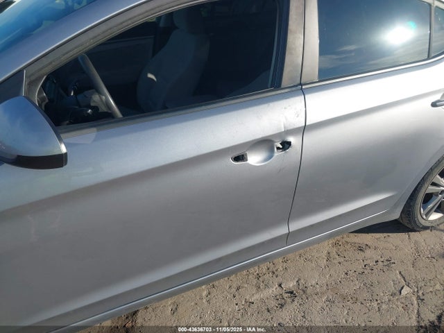 43636703 :رقم المزاد ، 5NPD84LF4HH065160 vin ، 2017 Hyundai Elantra Se مزاد بيع