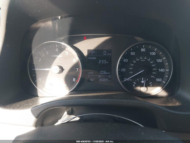 43636703 :رقم المزاد ، 5NPD84LF4HH065160 vin ، 2017 Hyundai Elantra Se مزاد بيع
