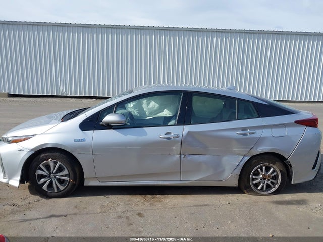 JTDKARFP4H3059819 Toyota Prius Prime Plus
