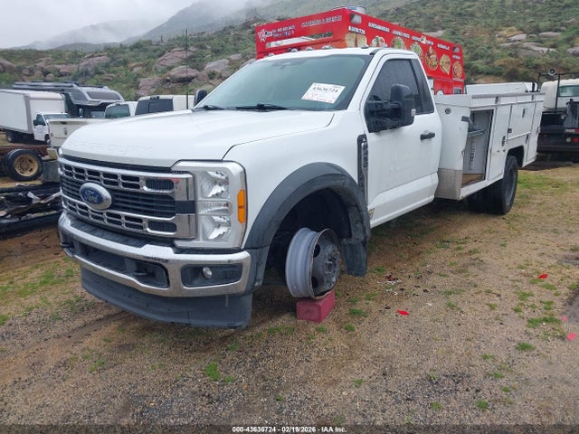Ford F-450 Chassis Xl 2023 1FDUF4HN8PEC56869 Image 2