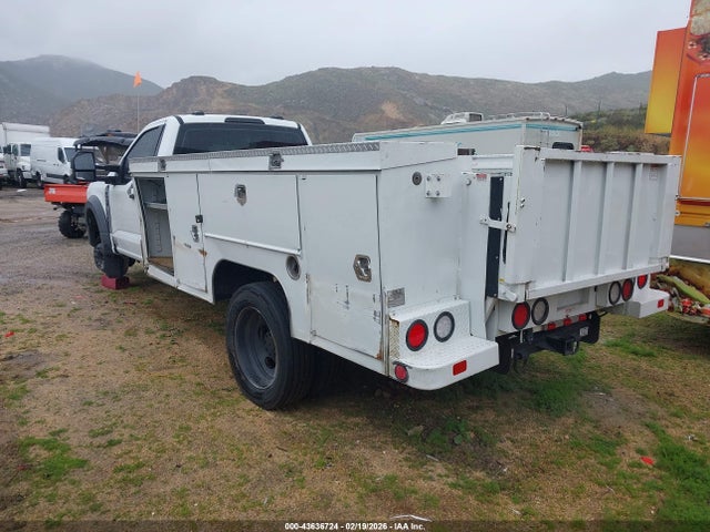 Ford F-450 Chassis Xl 2023 1FDUF4HN8PEC56869 Image 3