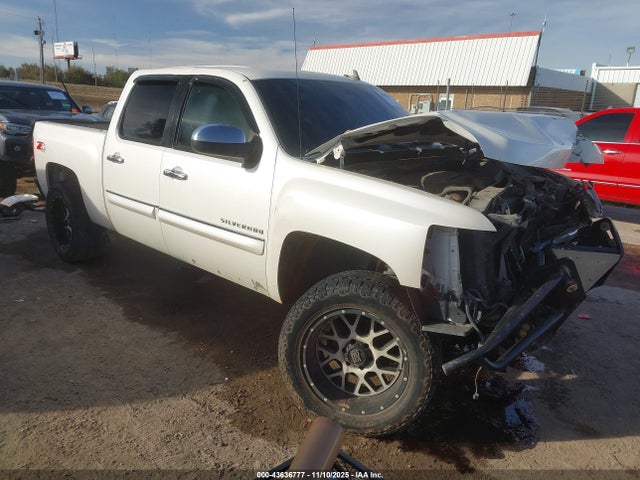 2013 CHEVROLET SILVERADO 1500 3GCPKSE72DG279110