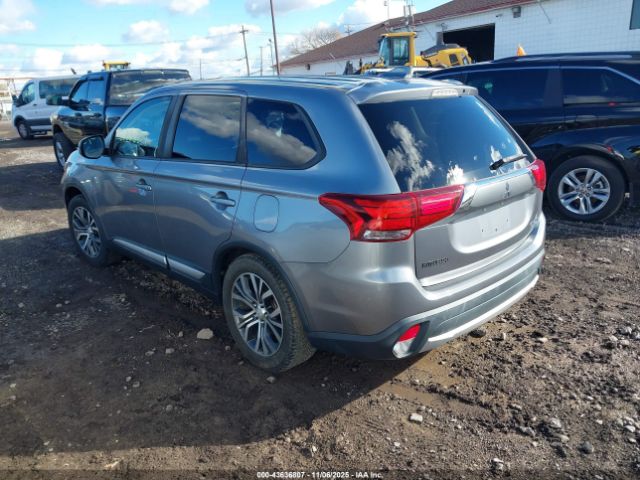 2017 MITSUBISHI OUTLANDER JA4AD3A30HZ060509 Photo 2