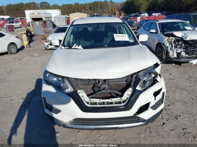 Продажа на аукционе авто 2017 Nissan Rogue S, vin: KNMAT2MTXHP560705, номер лота: 43636835