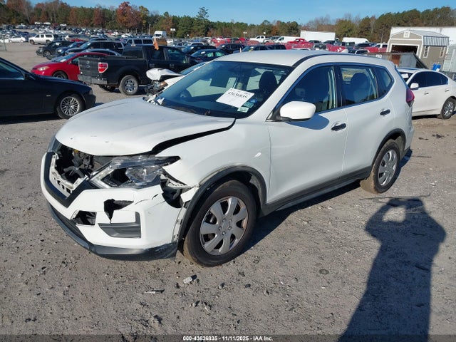 Продажа на аукционе авто 2017 Nissan Rogue S, vin: KNMAT2MTXHP560705, номер лота: 43636835