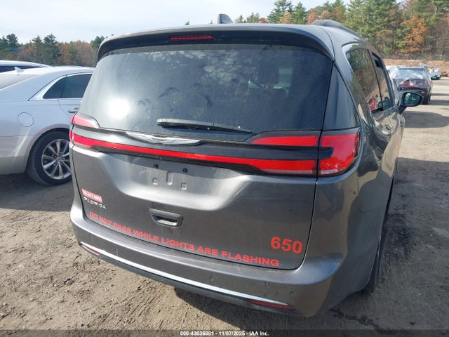 Продажа на аукционе авто 2022 Chrysler Pacifica Touring L, vin: 2C4RC1BG1NR122300, номер лота: 43636881