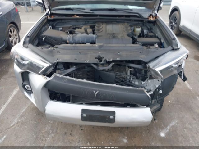 2023 TOYOTA 4RUNNER JTEFU5JR8P5292174 Photo 9