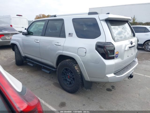 2023 TOYOTA 4RUNNER JTEFU5JR8P5292174 Photo 2