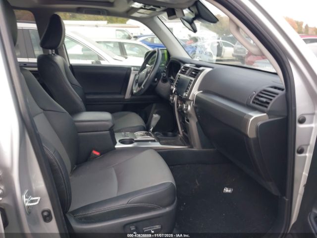 2023 TOYOTA 4RUNNER JTEFU5JR8P5292174 Photo 4