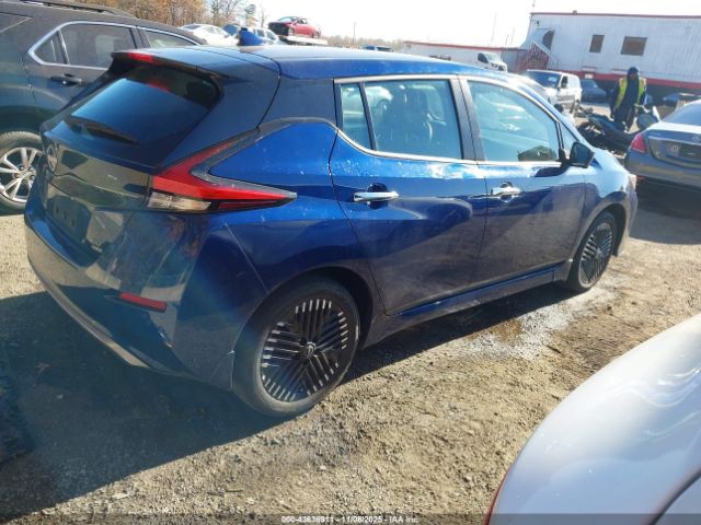 2023 NISSAN LEAF 1N4CZ1CV6PC552696 Photo 3