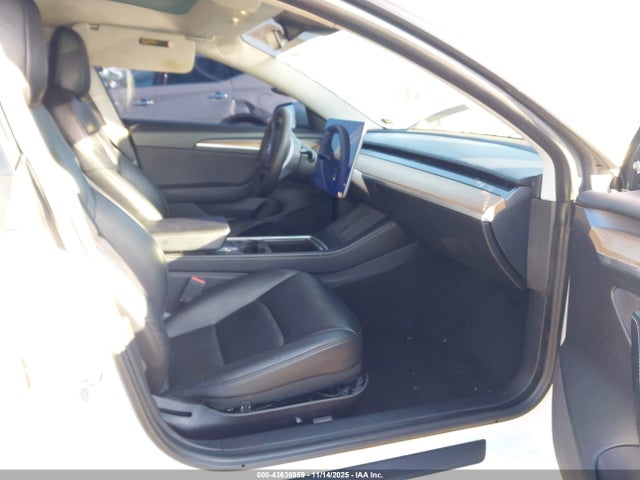 2021 TESLA MODEL 3 5YJ3E1EA2MF987066 Photo 4