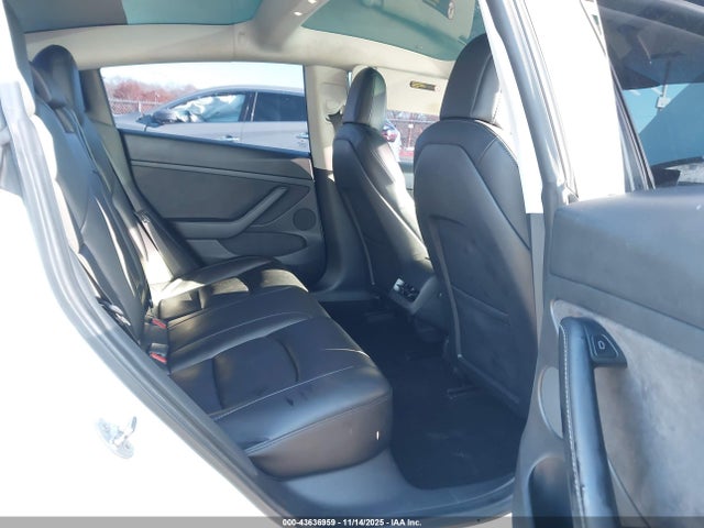 2021 TESLA MODEL 3 5YJ3E1EA2MF987066 Photo 7