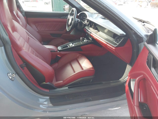 2023 PORSCHE 911 WP0BB2A99PS233210 Photo 4