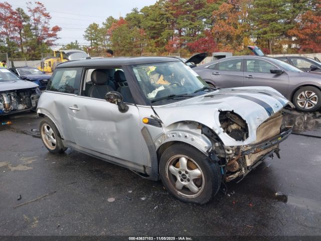 2010 MINI COOPER WMWMF3C56ATZ65399