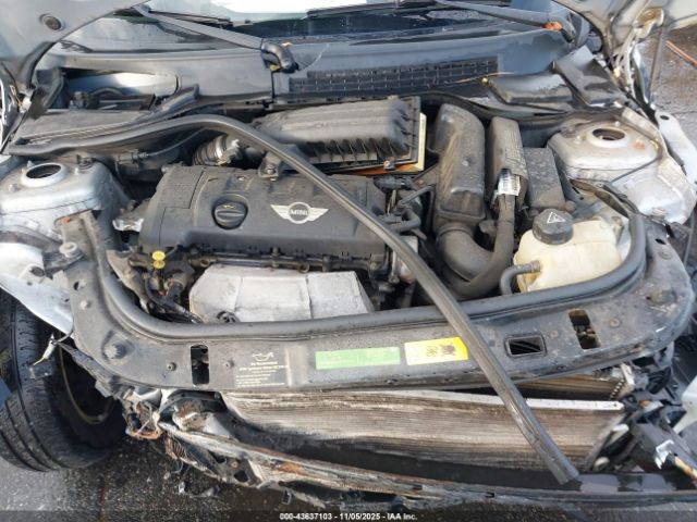 2010 MINI COOPER WMWMF3C56ATZ65399 Photo 9