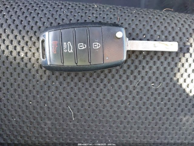 2019 KIA OPTIMA 5XXGT4L3XKG369145 Photo 10