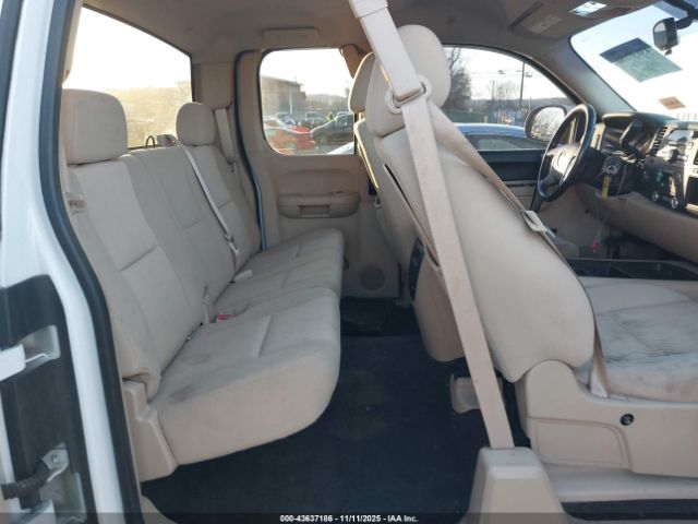 2011 CHEVROLET SILVERADO 1500 1GCRKSE30BZ242611 Photo 7