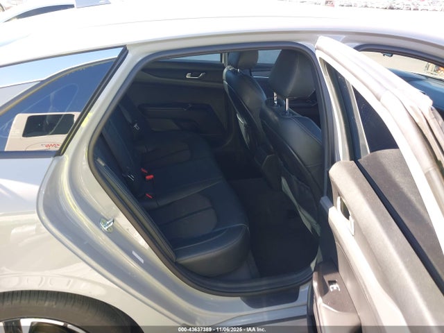 5XXG64J24NG161283 KIA K5 Gt-line