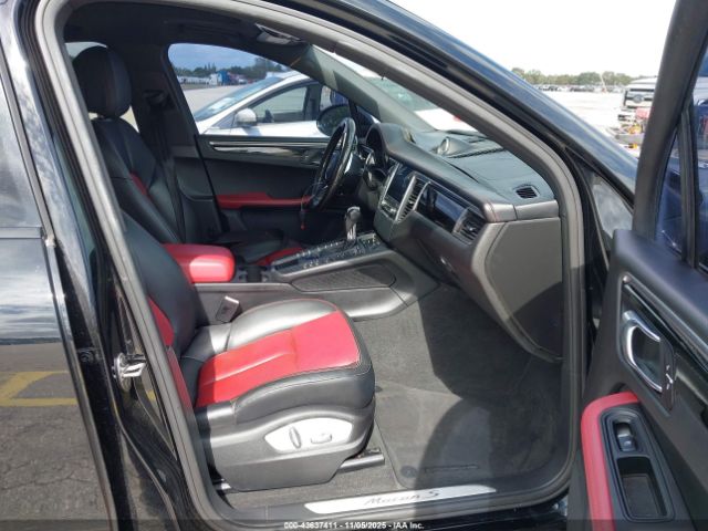 2017 PORSCHE MACAN WP1AB2A5XHLB20997 Photo 4