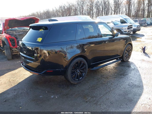 SALKP9FUXPA022605 Land Rover Range Rover P400 Se