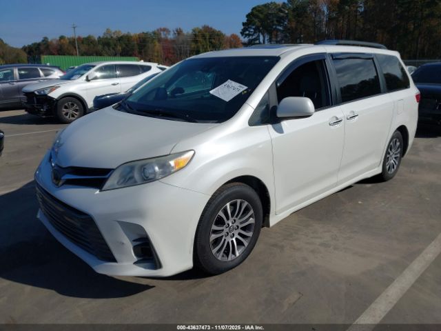 2019 TOYOTA SIENNA 5TDYZ3DC3KS967491 Photo 1