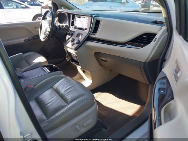 2019 TOYOTA SIENNA 5TDYZ3DC3KS967491 Photo 4