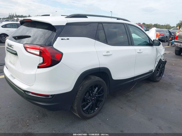 2024 GMC TERRAIN 3GKALMEG1RL212063 Photo 3