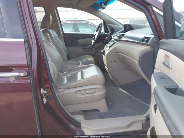 2011 HONDA ODYSSEY 5FNRL5H98BB024551 Photo 4