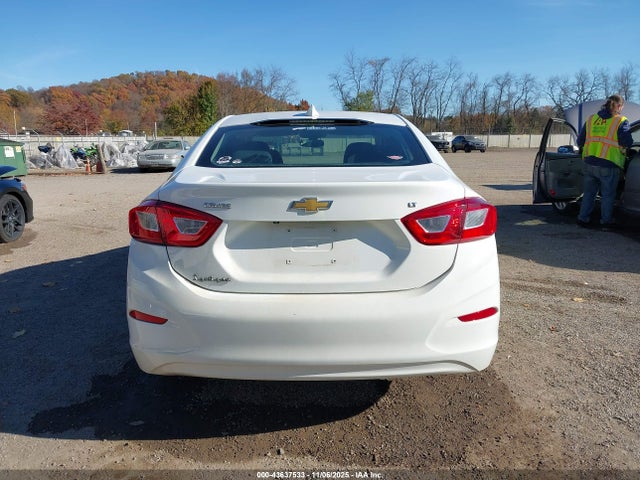 Aukcja sprzedaży 2018 Chevrolet Cruze Lt Auto, vin: 1G1BE5SM7J7133430, numer aukcji: 43637533