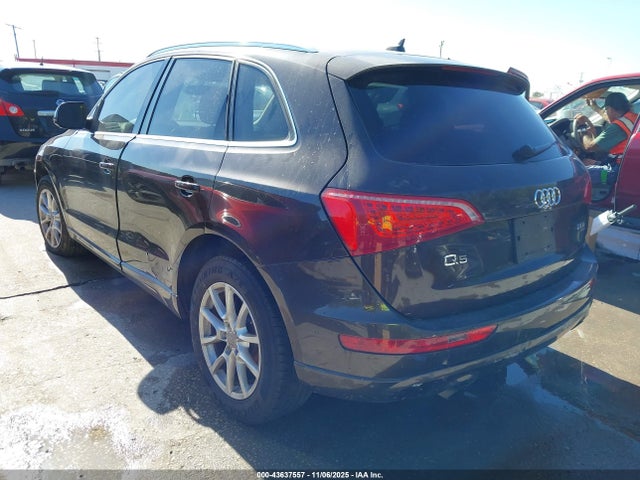 2011 AUDI Q5 WA1CFAFP6BA018211 Photo 2