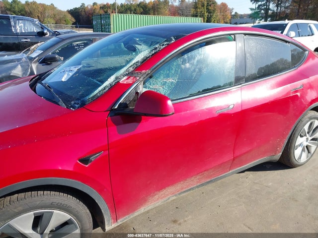 2022 TESLA MODEL Y 7SAYGDEE0NF391625 Photo 5