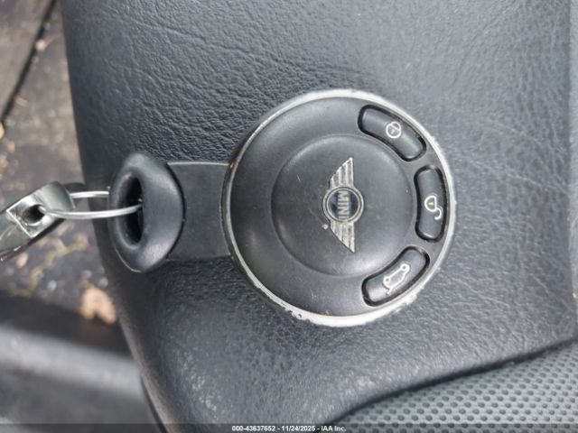 2008 MINI COOPER CLUBMAN WMWML33588TN67436 Photo 10