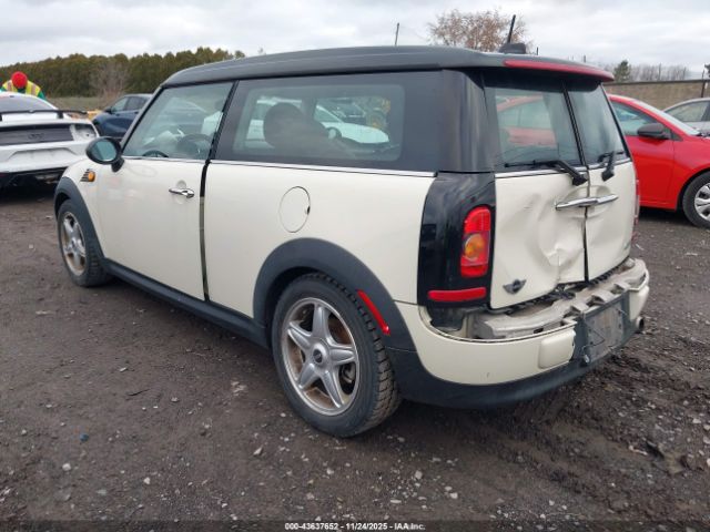 2008 MINI COOPER CLUBMAN WMWML33588TN67436 Photo 2