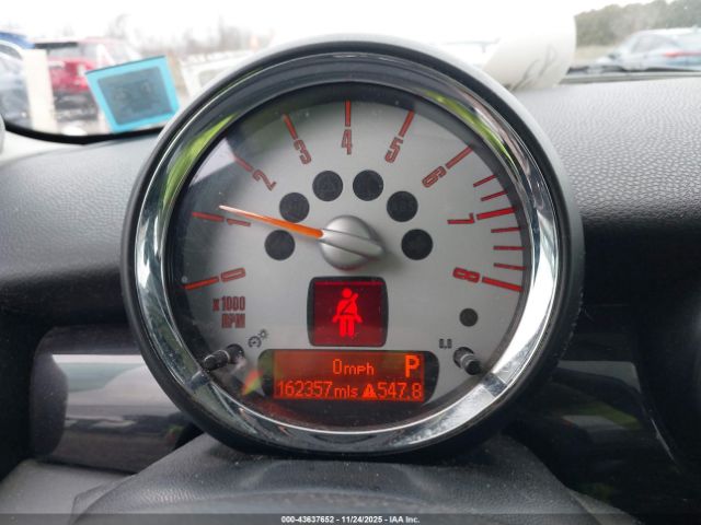 2008 MINI COOPER CLUBMAN WMWML33588TN67436 Photo 6