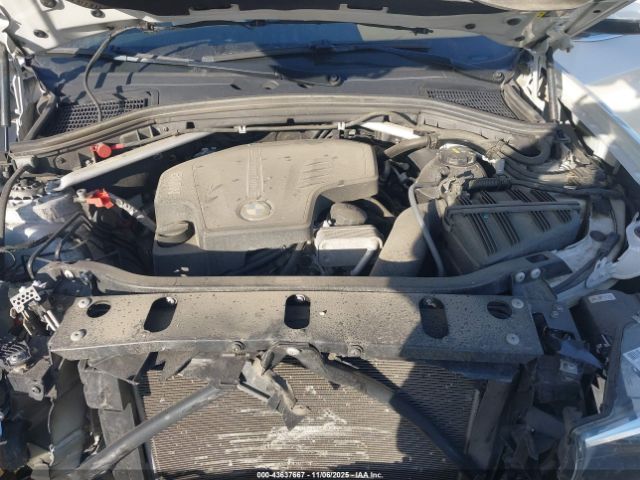 2017 BMW X3 5UXWX9C37H0T21611 Photo 9