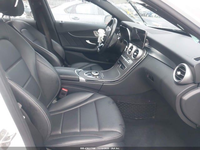 Aukcja sprzedaży 2021 Mercedes-benz C 300 4matic, vin: W1KWF8EB7MR647844, numer aukcji: 43637706