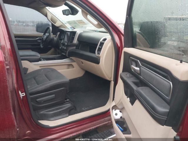 2019 RAM 1500 1C6RREFT4KN639619 Photo 4