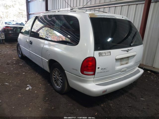 2000 CHRYSLER TOWN & COUNTRY 1C4GP64L5YB674792 Photo 2