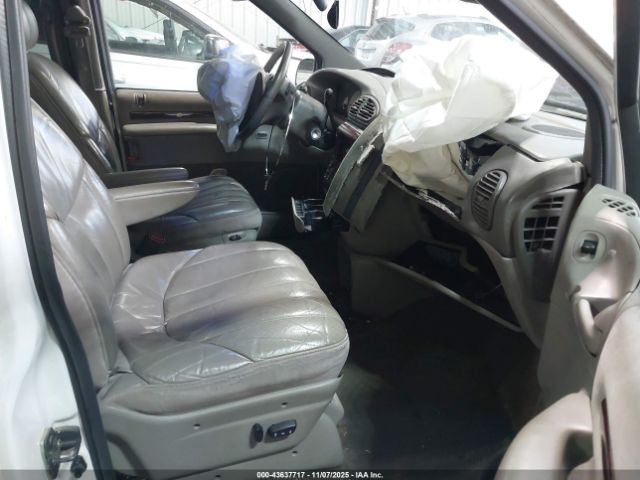 2000 CHRYSLER TOWN & COUNTRY 1C4GP64L5YB674792 Photo 4