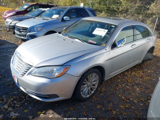 2011 CHRYSLER 200 1C3BC2FB1BN533750 Photo 1