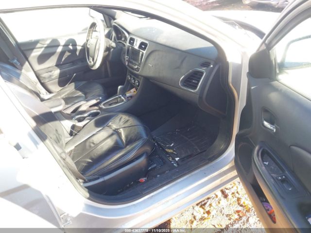 2011 CHRYSLER 200 1C3BC2FB1BN533750 Photo 4