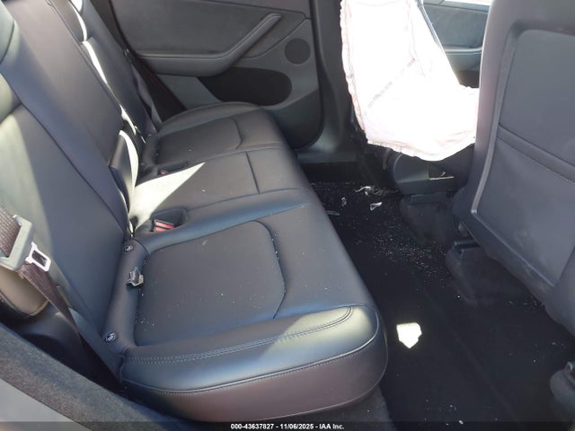 2023 TESLA MODEL Y 7SAYGDEE0PA165391 Photo 7