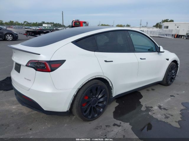2023 TESLA MODEL Y 7SAYGDEF2PF969512 Photo 3