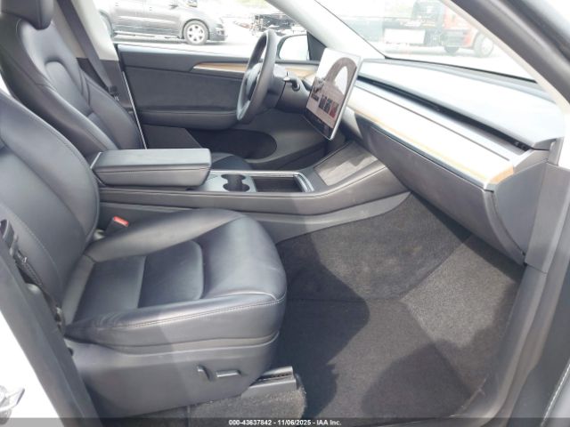 2023 TESLA MODEL Y 7SAYGDEF2PF969512 Photo 4