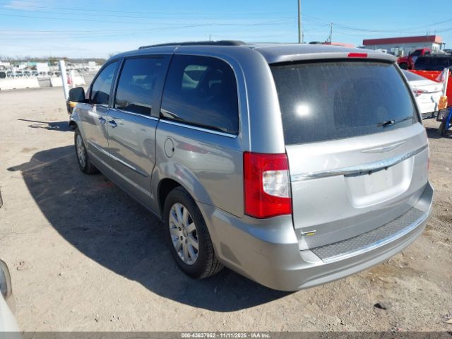 2015 CHRYSLER TOWN & COUNTRY 2C4RC1BGXFR544793 Photo 2