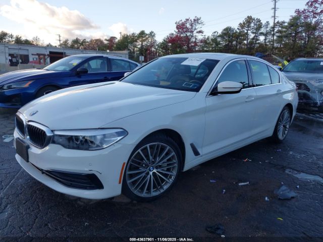 2019 BMW 530I WBAJA7C5XKWW39663 Photo 1